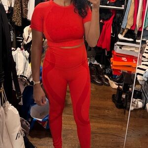 Brazilian red workout set